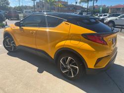 2022 Toyota C-HR Koba ZYX10R Hornet Yellow with Black Roof