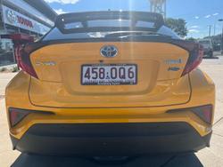 2022 Toyota C-HR Koba ZYX10R Hornet Yellow with Black Roof