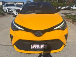 2022 Toyota C-HR Koba ZYX10R Hornet Yellow with Black Roof