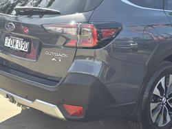 2025 Subaru Outback AWD Touring XT