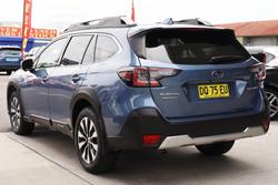 2023 Subaru Outback AWD Touring