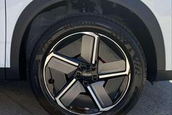 2025 Jaecoo J7 SHS Track