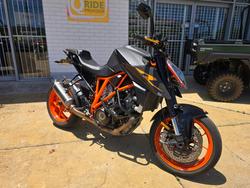 2017 Ktm 1290 SUPER DUKE R White