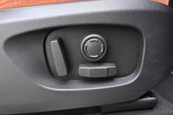 2016 Land Rover Discovery Sport SD4 HSE Luxury L550 MY16.5 4X4 Constant Yulong White