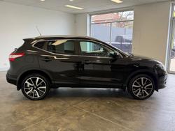 2016 Nissan QASHQAI Ti
