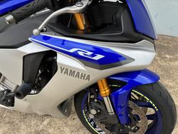 2015 Yamaha YZF-R1 Blue