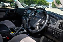 2017 Toyota Landcruiser GXL VDJ200R 4X4 Dual Range Glacier White