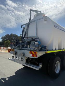 2025 Isuzu F Series FVZ 260-300 AT R55