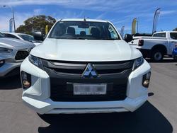 2022 Mitsubishi Triton GLX+