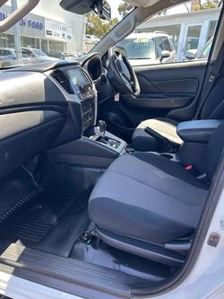 2022 Mitsubishi Triton GLX+