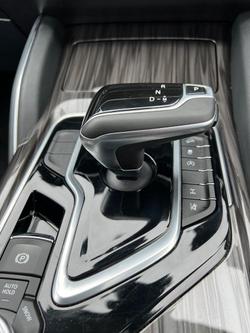 2020 LDV D90 Executive