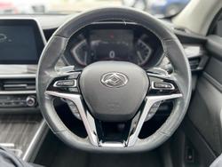 2020 LDV D90 Executive