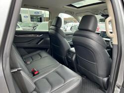 2020 LDV D90 Executive