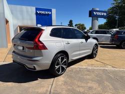 2022 Volvo XC60 Recharge Ultimate T8 Plug-In Hybrid