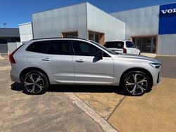 2022 Volvo XC60 Recharge Ultimate T8 Plug-In Hybrid