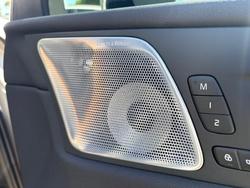 2022 Volvo XC60 Recharge Ultimate T8 Plug-In Hybrid