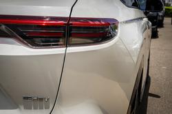 2025 Honda HR-V e:HEV X