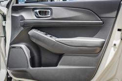 2025 Honda HR-V e:HEV X