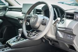 2025 Honda HR-V e:HEV X