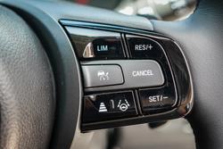 2025 Honda HR-V e:HEV X