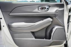 2025 Honda HR-V e:HEV X