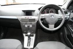 2006 Holden Astra CDX AH MY07 Silver Lightening