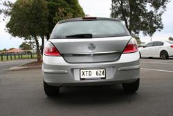 2006 Holden Astra CDX AH MY07 Silver Lightening