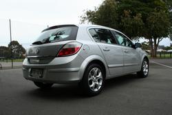 2006 Holden Astra CDX AH MY07 Silver Lightening