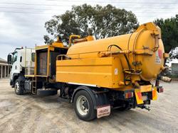 2018 Isuzu Ftr 150-260 4X2 Vac Truck