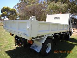 2015 Isuzu Frr 500 WHITE