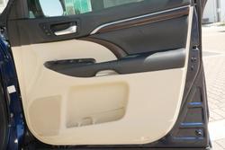 2014 Toyota Kluger Grande