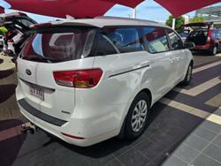 2017 Kia Carnival S