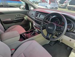 2017 Kia Carnival S