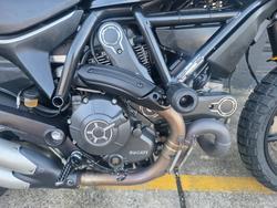 2015 DUCATI SCRAMBLER ICON BLACK