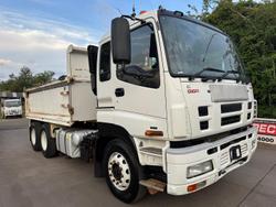Isuzu CXY Giga