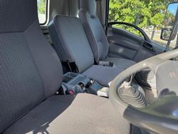 2013 Isuzu Frr 600 WHITE
