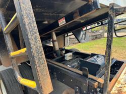 2013 Isuzu Frr 600 WHITE