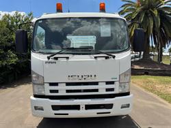2013 Isuzu Frr 600 WHITE