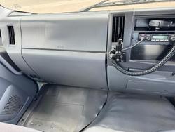 2013 Isuzu Frr 600 WHITE