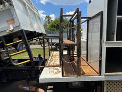 2013 Isuzu Frr 600 WHITE