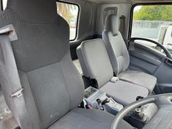 2013 Isuzu Frr 600 WHITE