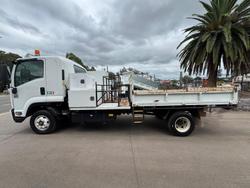 2013 Isuzu Frr 600 WHITE