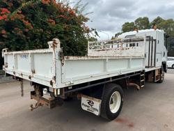 2013 Isuzu Frr 600 WHITE