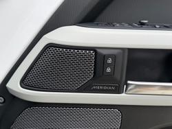 2021 Land Rover Defender 110 D300 SE L663 MY22 AWD Fuji White