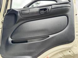 2011 Hino 700 Series SS2848 WHITE