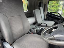 2011 Hino 700 Series SS2848 WHITE