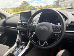 2024 Mitsubishi Eclipse Cross PHEV ES