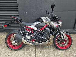 Kawasaki Z900 Supernaked (ZR900)