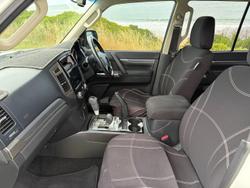 2016 Mitsubishi Pajero GLX