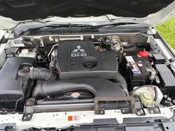 2016 Mitsubishi Pajero GLX